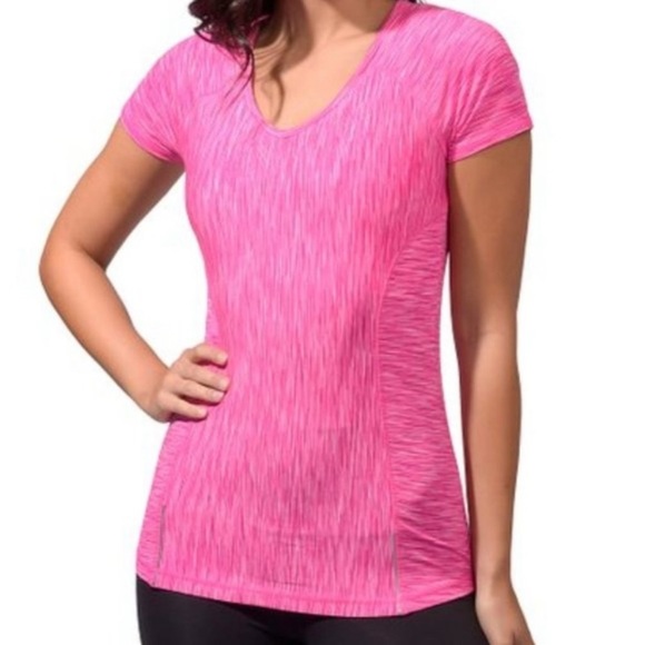 Velocity Athletic Activewear Pink
Top Size Large - Picture 3 of 3
